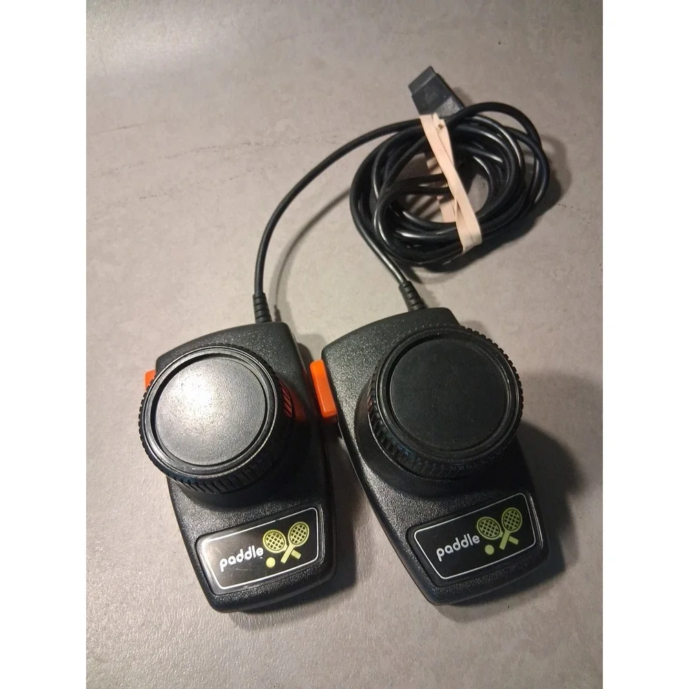 Atari 2600 CX-30 Paddle controllers vintage